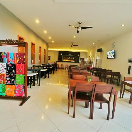 Hotel Transit Pasuruan Extérieur photo