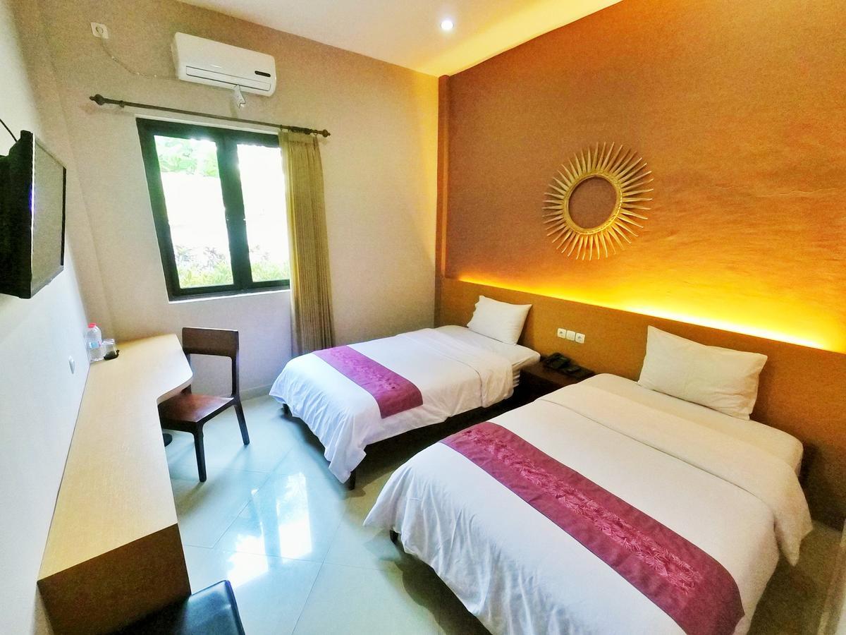 Hotel Transit Pasuruan Extérieur photo